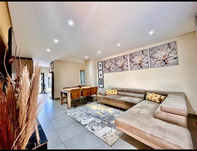 3 BEDROOM HOUSE FOR SALE IN CHANTELLE